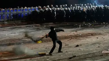 Vali Gül'den vatandaşlara izinsiz gösterilere katılmama çağrısı