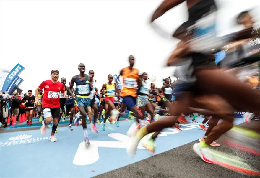 İstanbul Maratonu'ndan renkli görüntüler 1