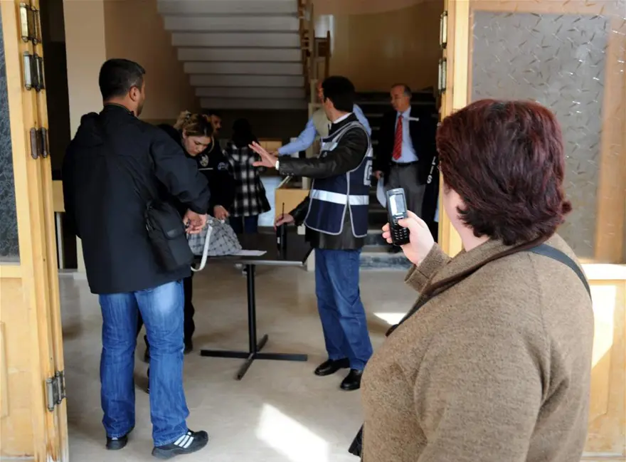 1.5 milyon aday ter döktü 33