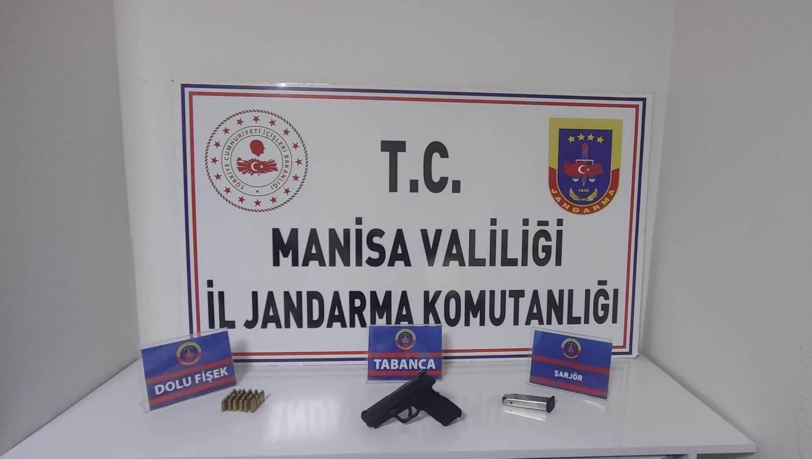 Üstü aranan şüpheliden tabanca ve mermi çıktı