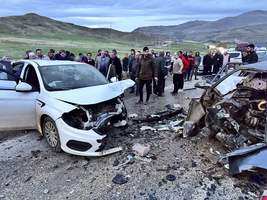 Adıyaman'da feci kaza: 4 ölü, 3 yaralı 