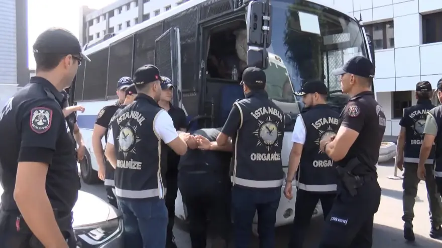 18 YAŞINDAN KÜÇÜK SALDIRGANLARA 24 YILA KADAR HAPİS İSTEMİ 5