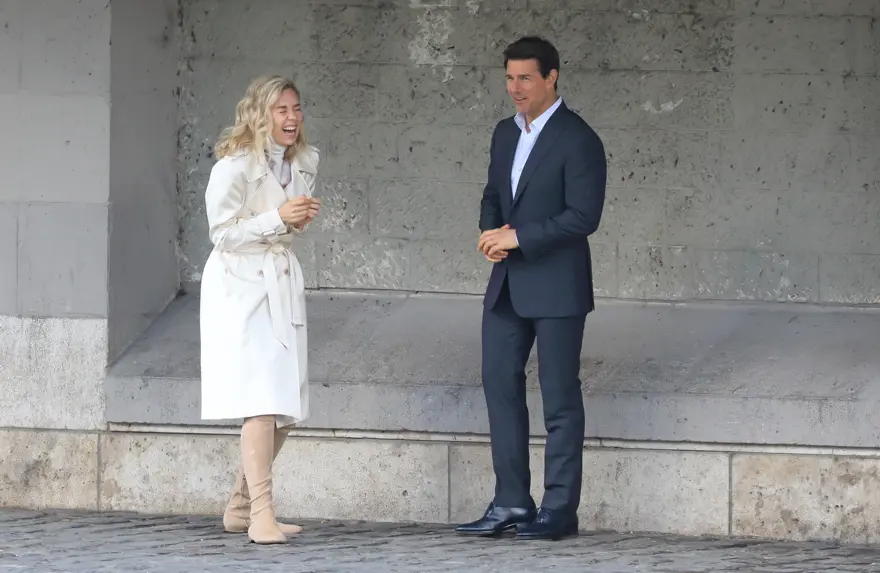 Tom Cruise ile Vanessa Kirby’nin samimi anları 6