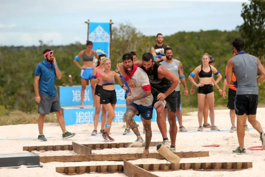 Survivor 2019 son bölümde kim elendi, araba ödülünü kim kazandı? (Siyah takım ile mavi takım ada konseyi) 15