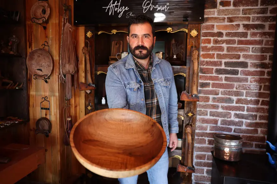 Hobi olarak başladı ama şimdi gelir kapısı oldu: Evinin bir odasını atölyeye çevirdi 4