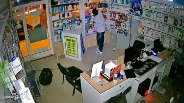 Telefoncuda seçmece hırsızlık: Telefon beğendi