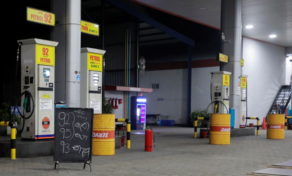 Sri Lanka Başbakanı: Petrol stokumuz bitti