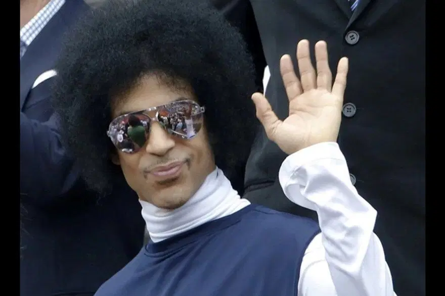 Efsanevi şarkıcı Prince'in 156 milyon dolarlık mirasıbölüştürüldü 5 Efsanevi şarkıcı Prince'in 156 milyon dolarlık mirasıbölüştürüldü 5