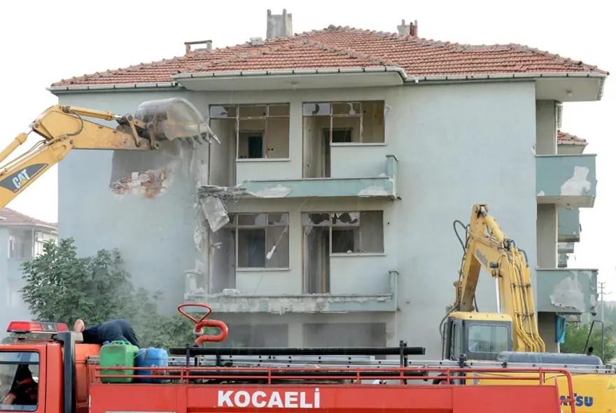 Kentsel dönüşüm başladı 13
