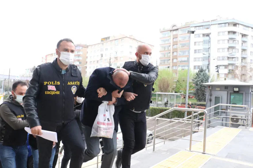 KİŞİYE GÖRE MESLEK DEĞİŞTİRMİŞLER 3 KİŞİYE GÖRE MESLEK DEĞİŞTİRMİŞLER 3