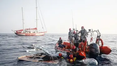 Libya açıklarında 165 göçmen kurtarıldı