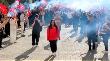 Dünya şampiyonu Ayşegül’e çoşkulu karşılama