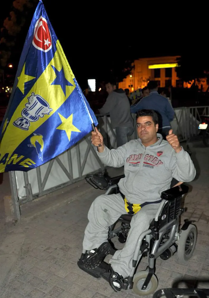 Her yer sarı lacivert 33