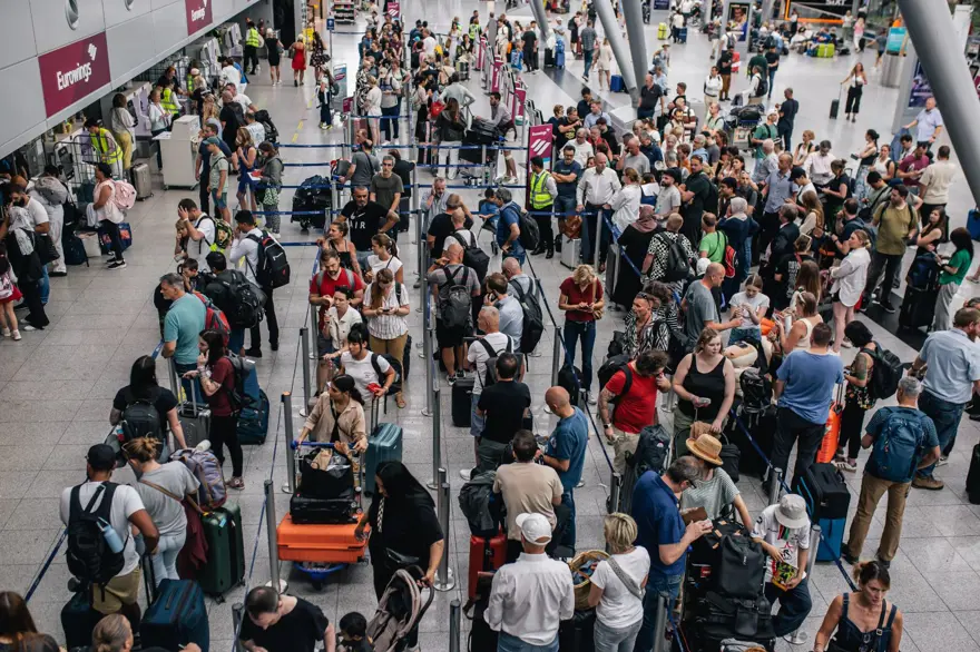Yazılım sorunu küresel kaos yarattı! Sorun sona erdi mi? 