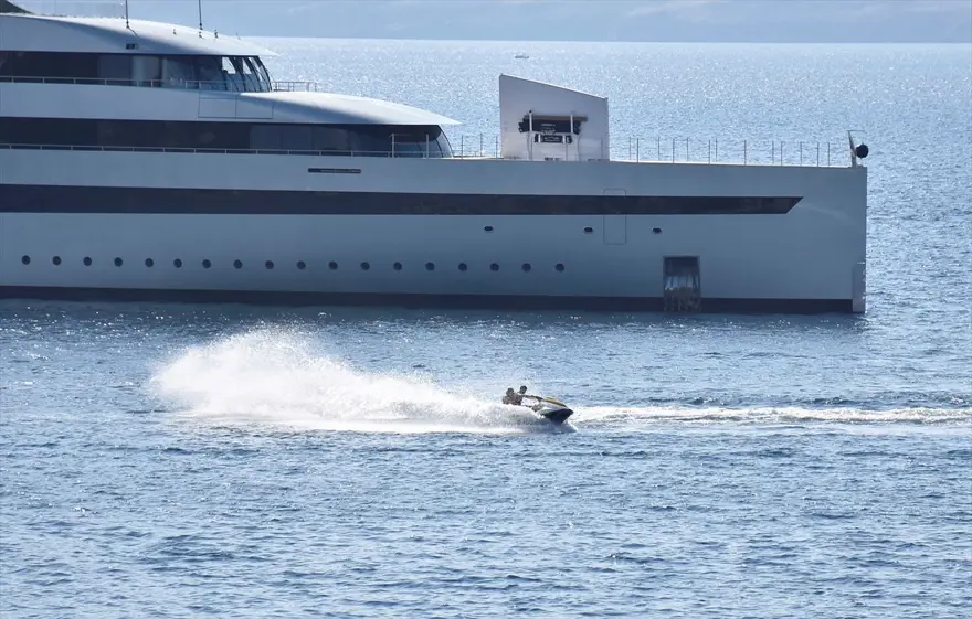 Çevre dostu mega yat "Savannah" Bodrum'da 3