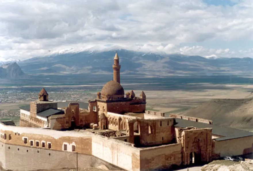 İSHAKPAŞA SARAYI 24 İSHAKPAŞA SARAYI 24