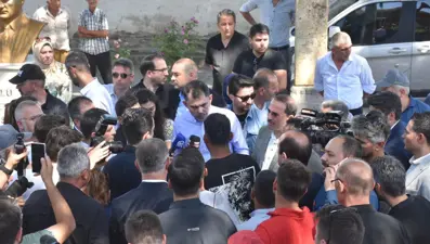 Bakan Kurum yangınların bilançosunu açıkladı: 8 ilde 1168 bina zarar gördü