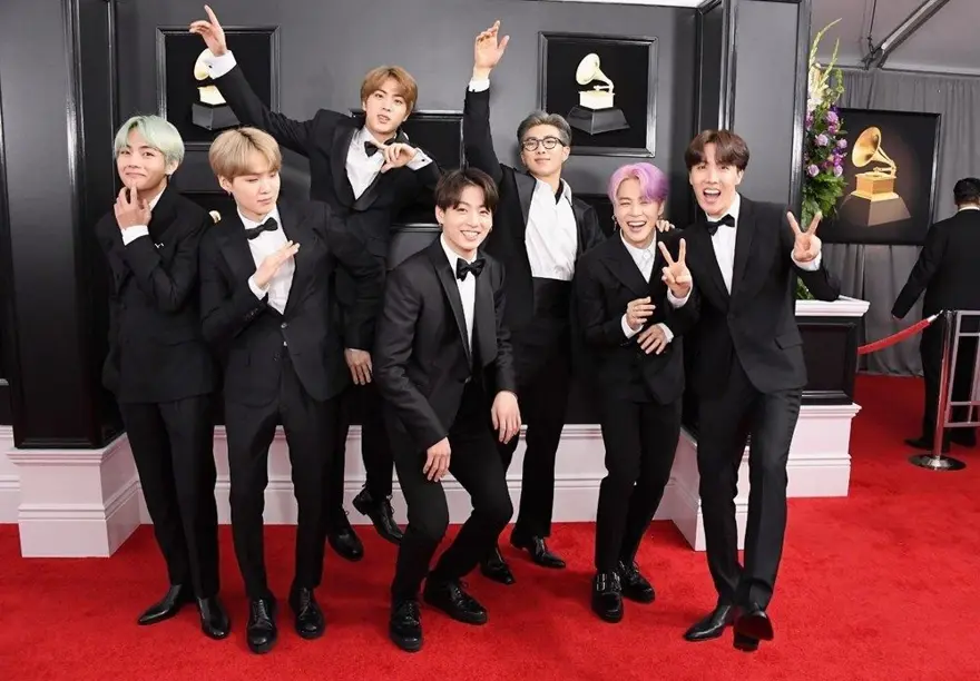 BTS Billboard 200 listesinde zirveden inmiyor 4