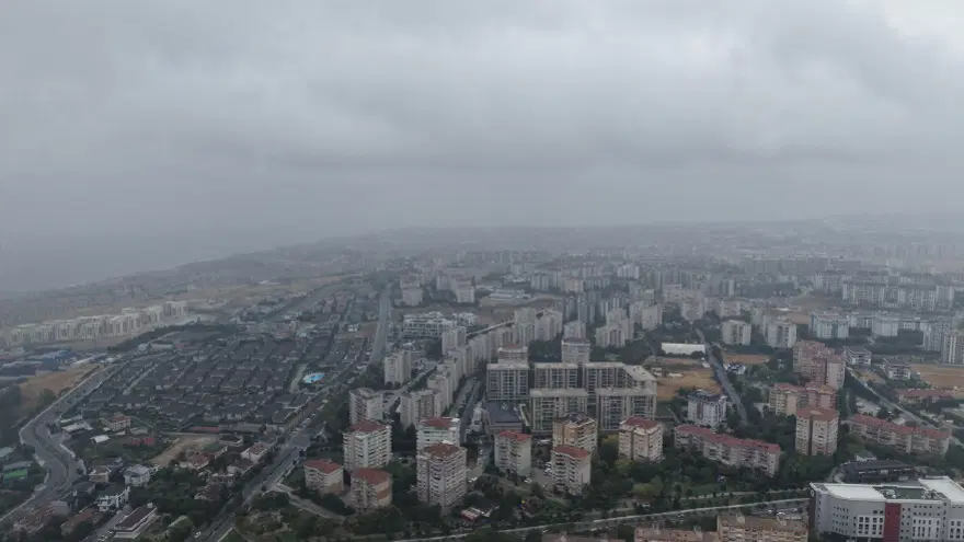 İstanbul'da yaz günü kış yaşandı. Leylekler göç yolunda 1 İstanbul'da yaz günü kış yaşandı. Leylekler göç yolunda 1