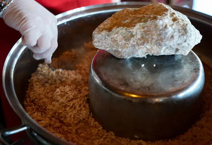 Aydın'ın "adak yemeği." Dileklerin gerçekleşmesi için pişiriliyor 