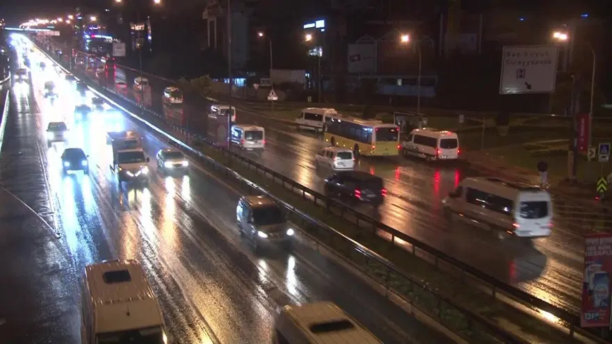 İstanbul'da sonbahar provası. Hava bir anda soğuyacak, sağanak bastıracak 6