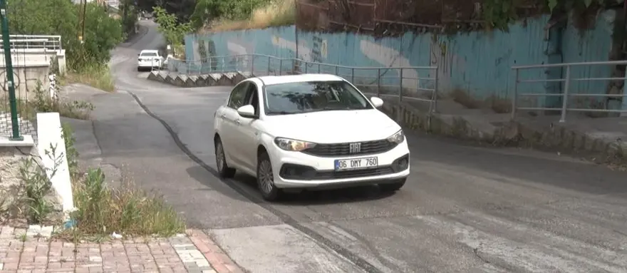 Deneyenlerin çoğu yarı yolda pes ediyor. Ankara'nın ünlü yokuşunda bu kez robot süpürgeler şansını denedi 1