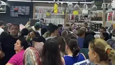 İndirim izdihamı: Bir kişi fenalaştı