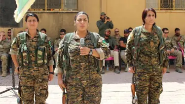 ABD'li askerler YPG'lilerin yemin töreninde