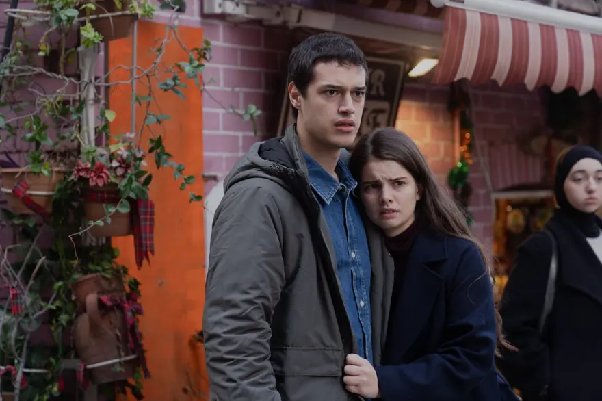 Sahipsizler'in Cemo'su Kaan Mirac Sezen ve Zeliha'sı Doğa Bayram açıkladı: Sette en eğlendikleri sahne hangisi? 