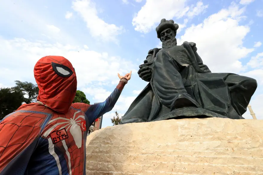 Türkiye'yi gezen yerli Spiderman'in 39. durağı Edirne oldu 8