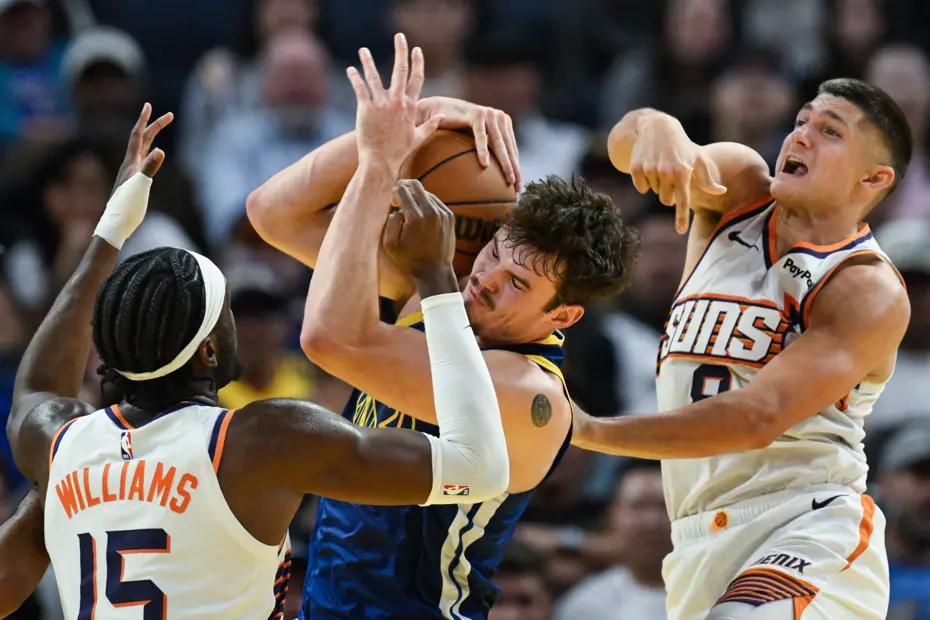 Golden State Warriors kalesini korumaya devam ediyor: 