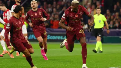 "Devler Ligi'nin Aslan'ı" (6 Kasım 2025 spor manşetleri)