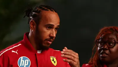 Lewis Hamilton'dan John Elkann açıklaması: "Aramızda bir sorun yok"