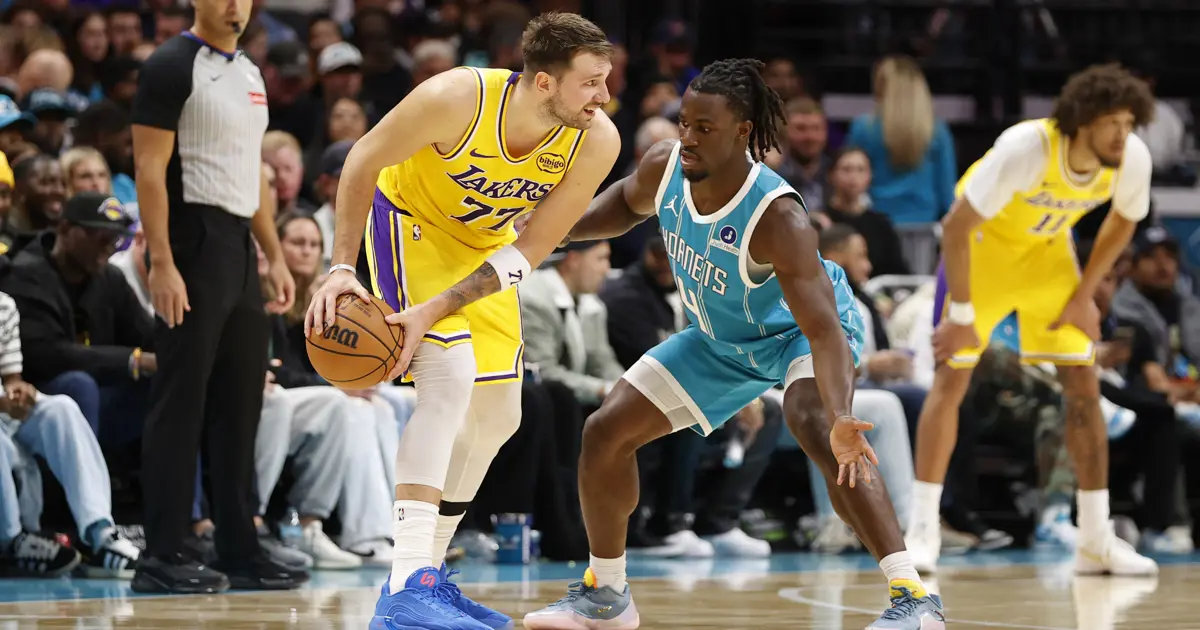 Los Angeles Lakers, Doncic ile gülmeye devam ediyor: 121-111