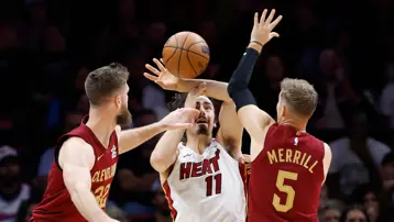 Cleveland Cavaliers, Miami Heat'i rahat geçti