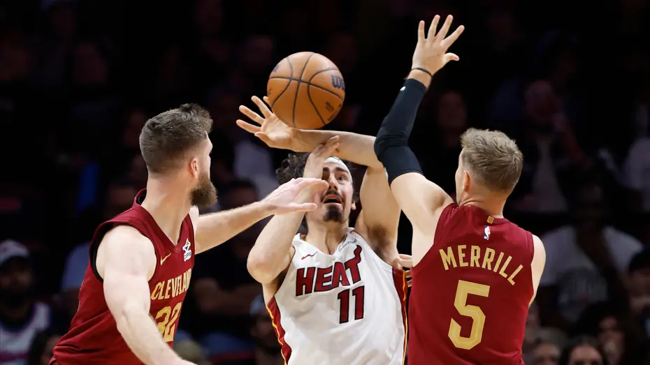 Cleveland Cavaliers, Miami Heat'i rahat geçti