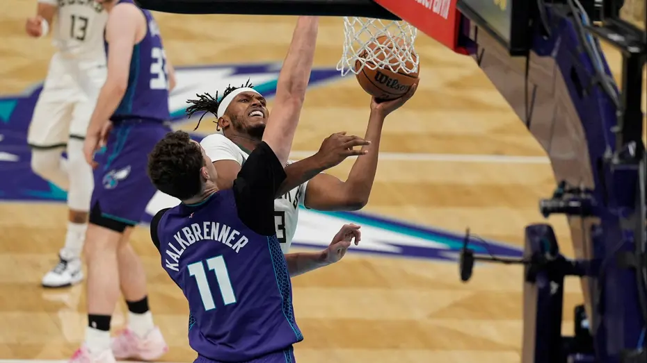 Charlotte Hornets'tan Milwaukee Bucks'a 11 sayı fark