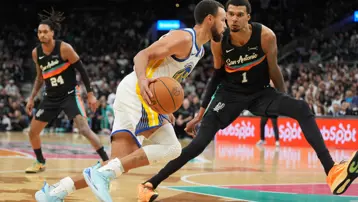 Curry ile Wembanyama'nın mücadelesinde kazanan Warriors