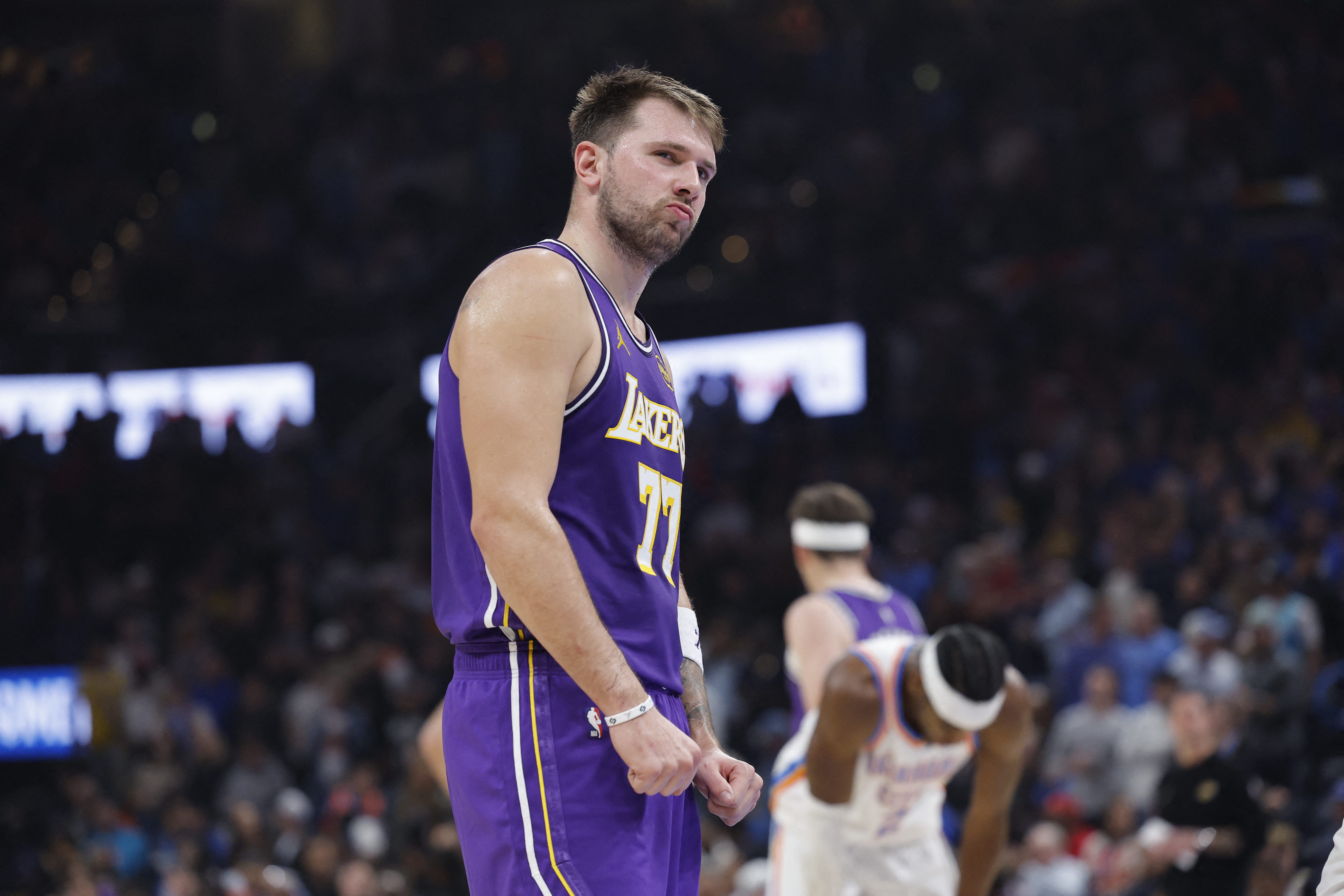 Luka Doncic sönük kaldı, Oklahoma City Thunder 29 sayı fark attı