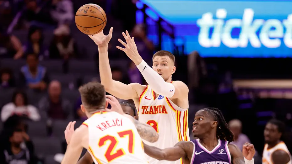 Atlanta Hawks'tan Sacremonto Kings'e tam 33 sayı fark
