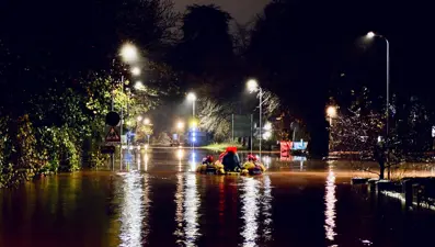 Claudia fırtınası Portekiz ve İngiltere'yi vurdu: 3 ölü