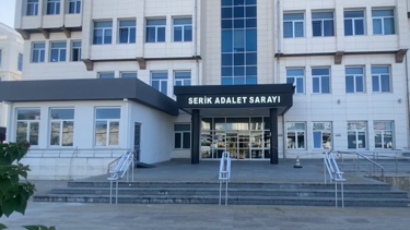 Antalya'da rüşvet soruşturması: Gözaltına alınan 3 şüpheliden 2'si tutuklandı