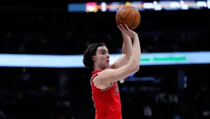 Chicago Bulls beş maç sonra kazandı