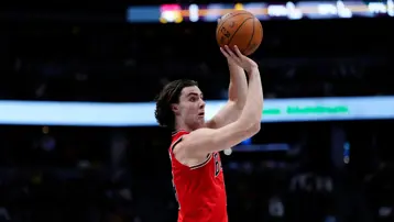 Chicago Bulls beş maç sonra kazandı