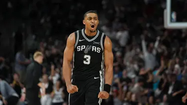 San Antonio Spurs'ten Memphis Grizzlies'a 10 sayı fark