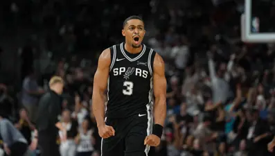San Antonio Spurs'ten Memphis Grizzlies'a 10 sayı fark
