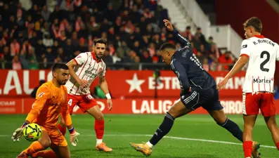 Real Madrid liderliği Barcelona'ya kaptırdı