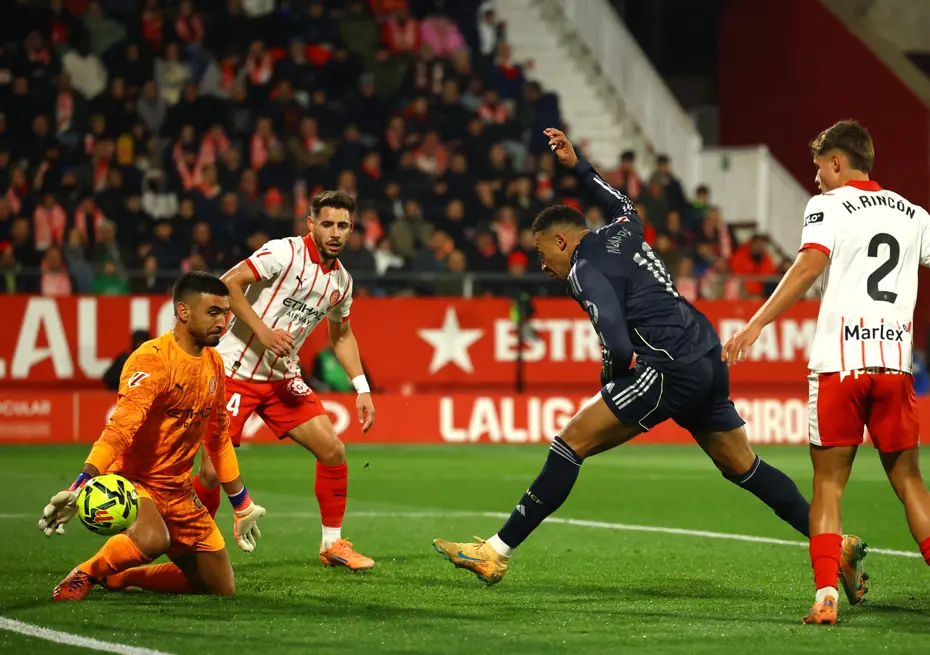 Real Madrid liderliği Barcelona'ya kaptırdı