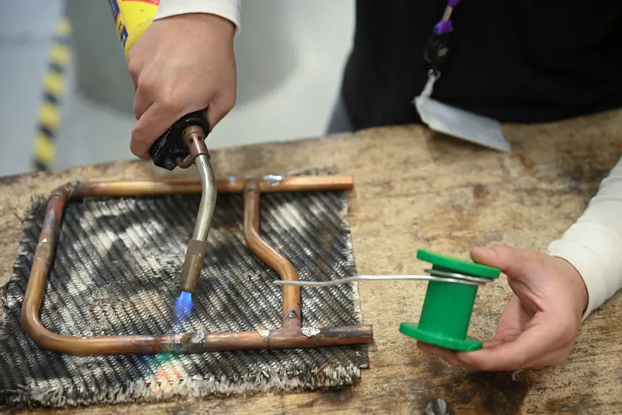 ÜNİVERSİTE YERİNE MESLEKİ EĞİTİM 1