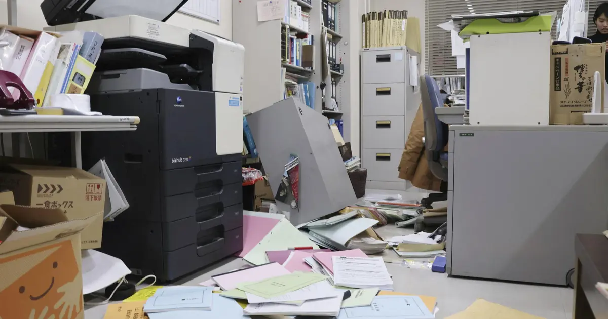 Japonya açıklarında 7,6 büyüklüğünde deprem